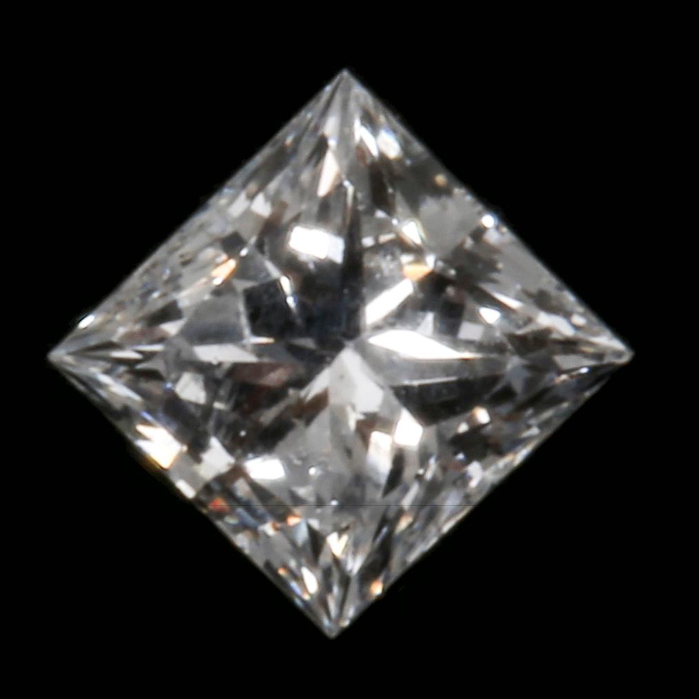 Lös sten prinsesslipad diamant ca 0,30 ct TW/VS enligt uppgift.