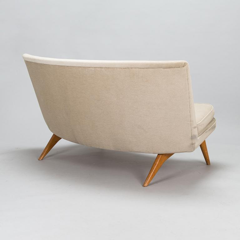 Carl Gustaf Hiort af Ornäs, a 1950s 'Kim' sofa for Puunveisto Oy.