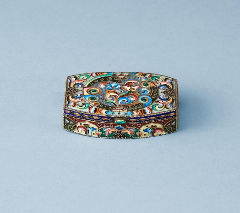 A Russian silver-gilt and enamel snuff-box, unidentified makers mark, Moscow 1908-1917.