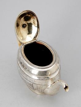 TEKANNA, silver, St Petersburg, Empire, 1800-talets början, ca 650 g.