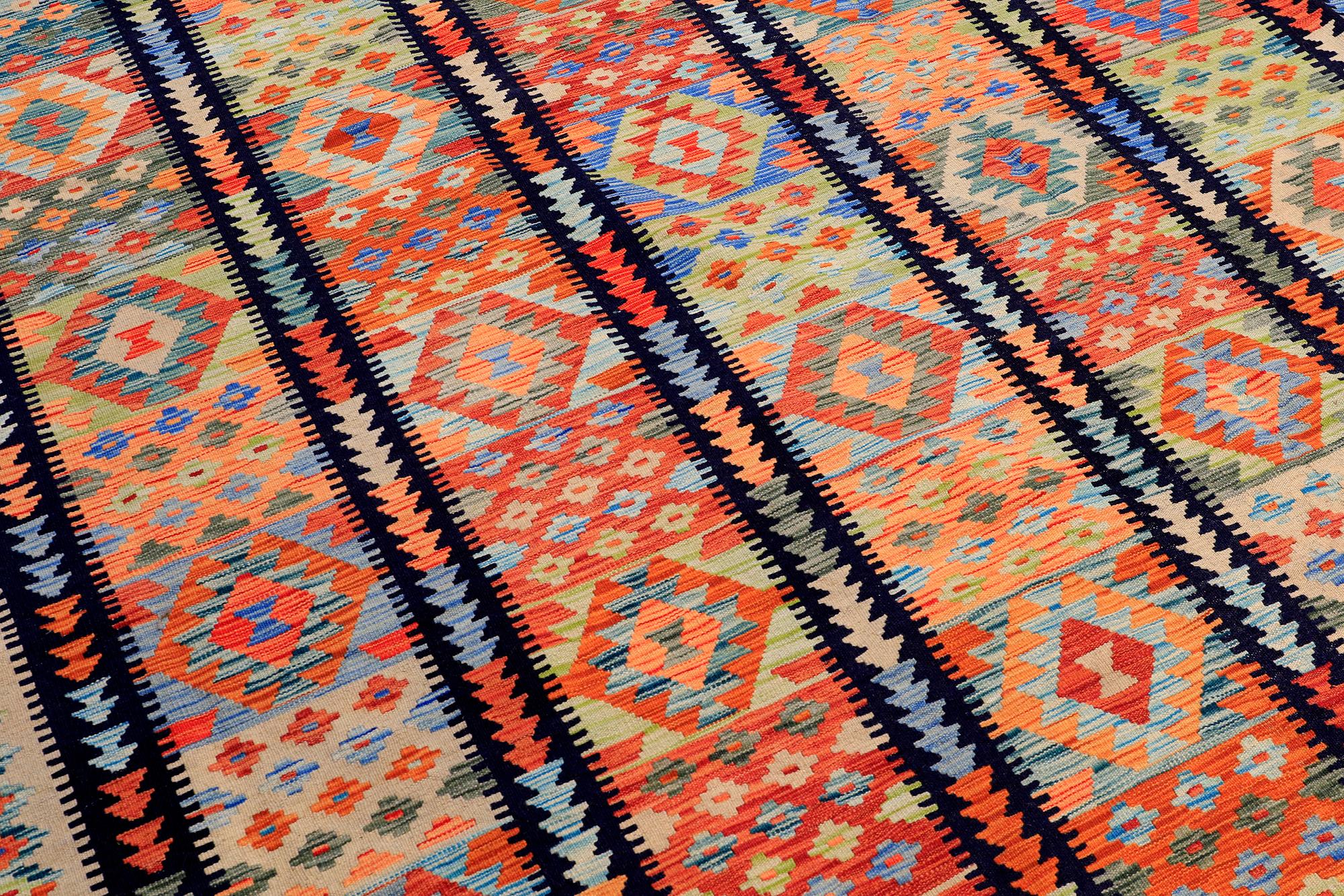 A CARPET, Kilim, ca 390 x 309 cm.