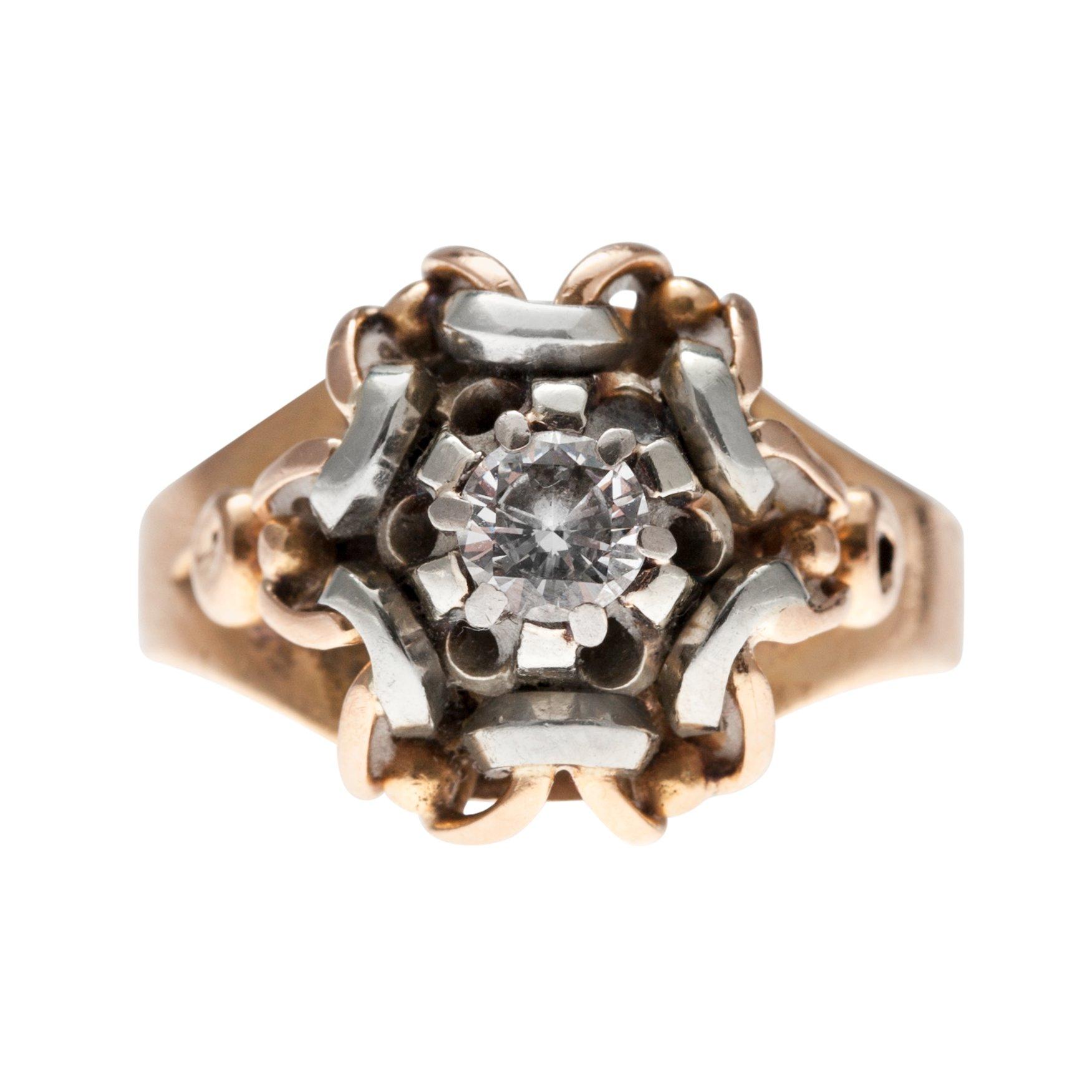 A RING, 18K gold, brilliant cut diamond c. 0.40 ct H/vs. Size 17. Weight 5 g.