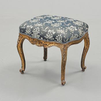 TABURETT, rokoko, omkring 1700-talets tredje kvartal.