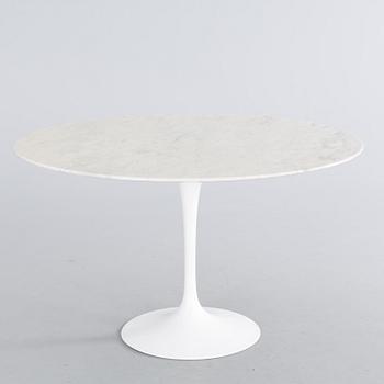 A TULIP TABLE BY EERO SAARINEN, Knoll International.
