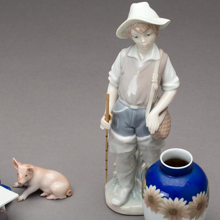 FIGURINER, 3 st samt VAS, bl.a Bing & Gröndahl, porslin, 1900-talets andra hälft.