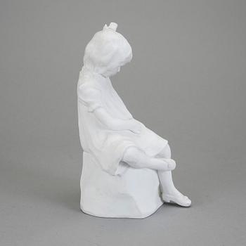 FIGURIN, parian, otydligt signerad, 1900-talets början.