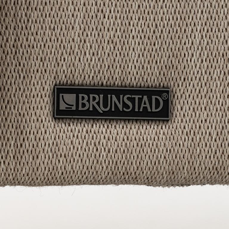 Soffa, Brunstad, Norge, 2000-tal.