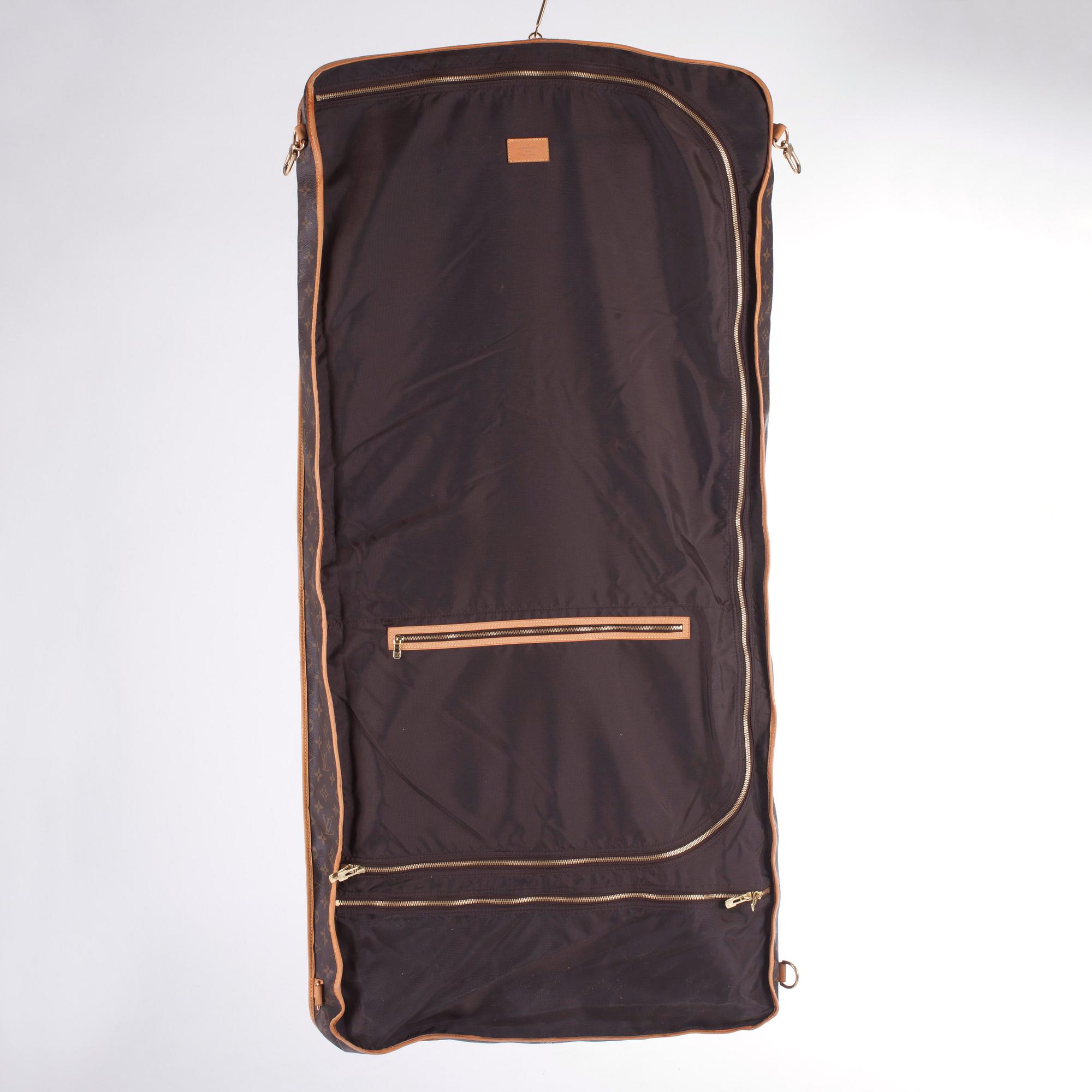 LOUIS VUITTON, a monogram canvas garment cover.