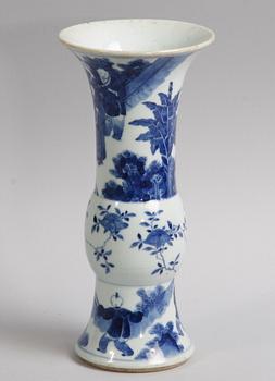 VAS, porslin. Kina. 1800-tal.