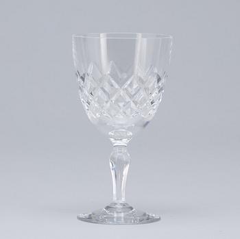 GLASSERVIS, 82 delar, glas, "Karolina", Gunnar Cyrén för Orrefors. 1900-talets andra hälft.