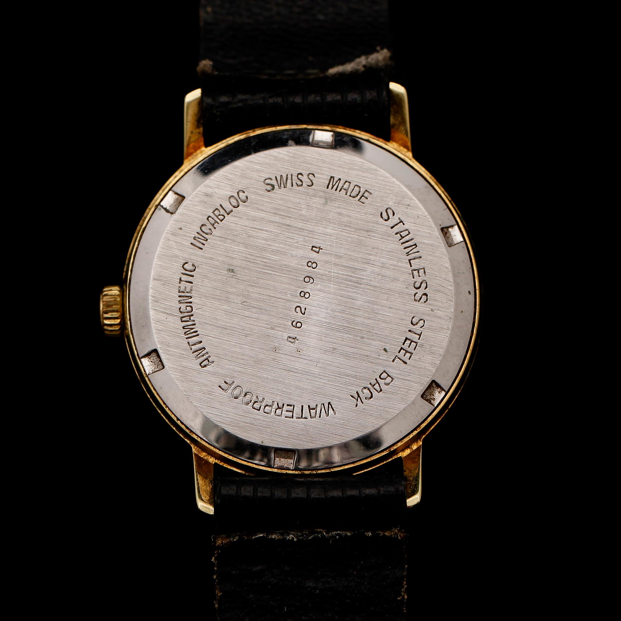 ARMBANDSUR, 2 st, guld på stål, Lemania Automatic samt Technos Automatic.
