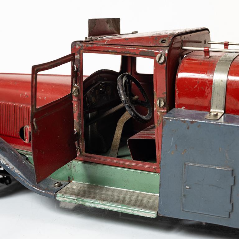 Märklin, "Standard" tank truck. Germany, 1930s.