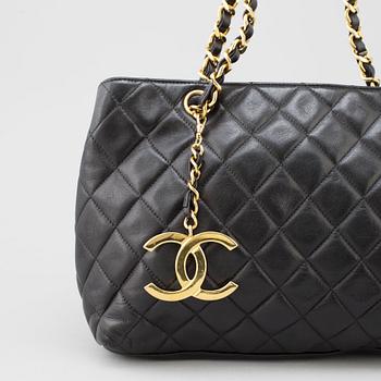 CHANEL, väska.