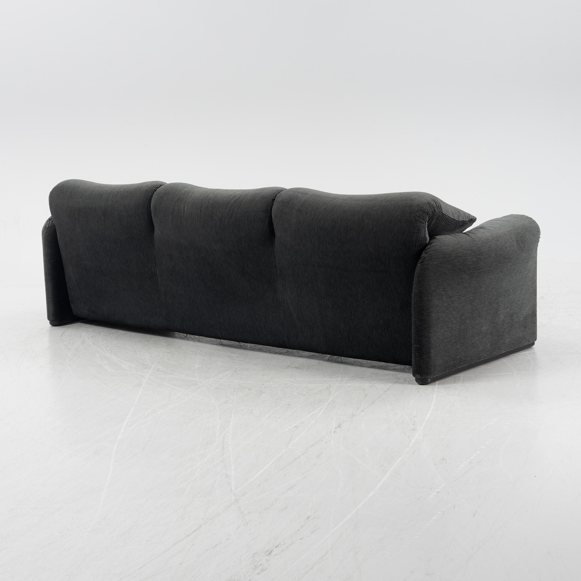 Vico Magistretti, soffa, "Maralunga", Cassina, Italien.