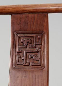 A pair of hardwood armchairs, Qing dynasty.