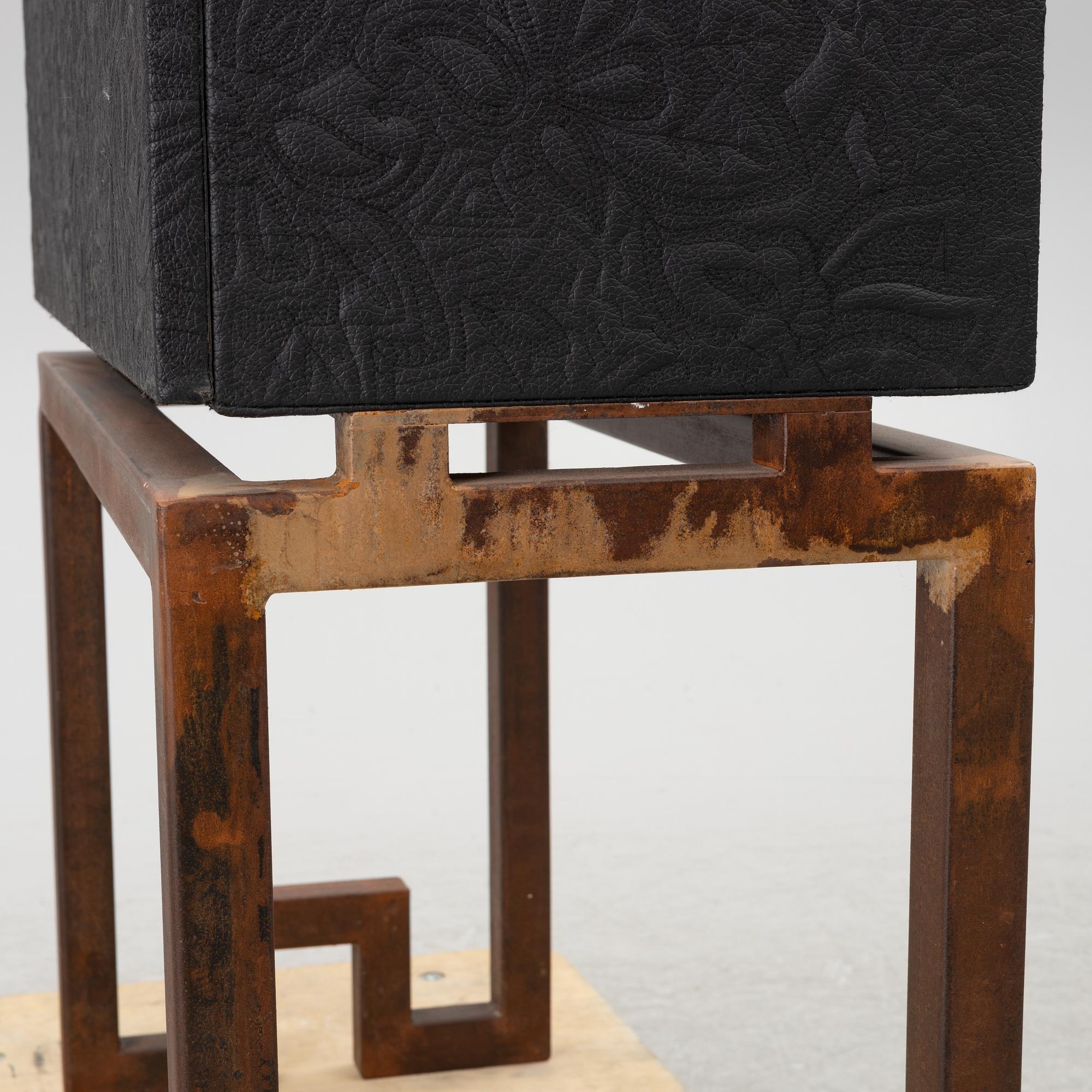 Cabinet, DIS, 2000s.