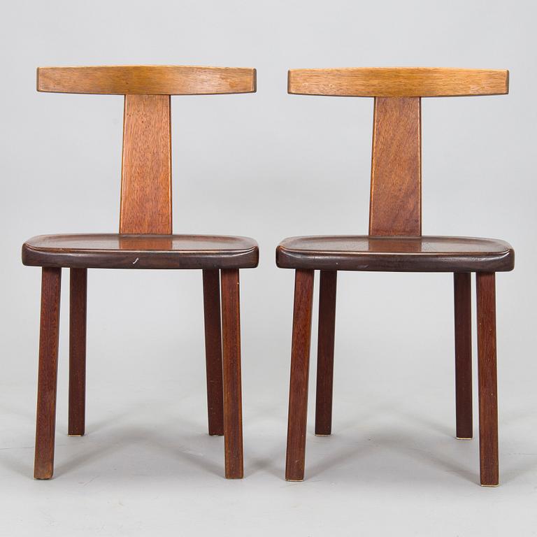 Olavi Hänninen, Four 1950s 'T-chairs' (Juha), for Huonekalu Mikko Nupponen Oy.