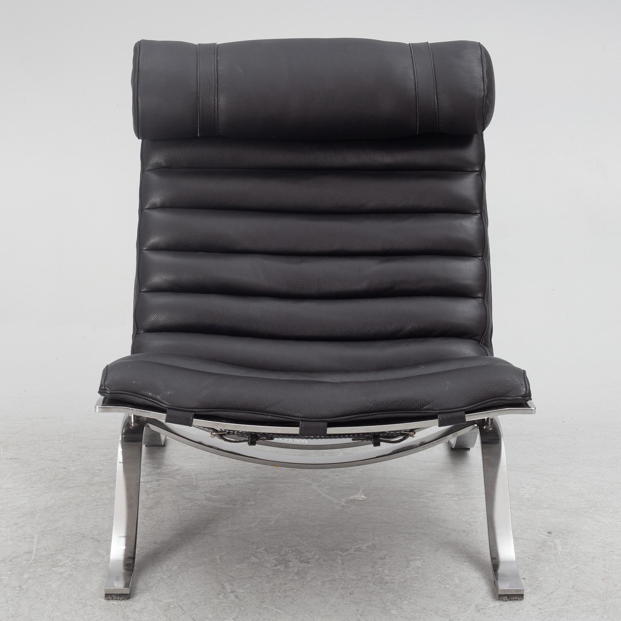 Arne Norell, an 'Ari' lounge chairs, Norell Möbler, late 20th Century.