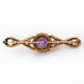 Rintaneula, viistehiottu ametisti, helmet, 14K (56) kultaa.