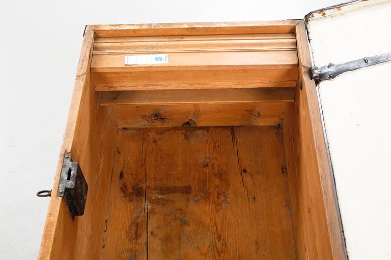 An 18th century chest.