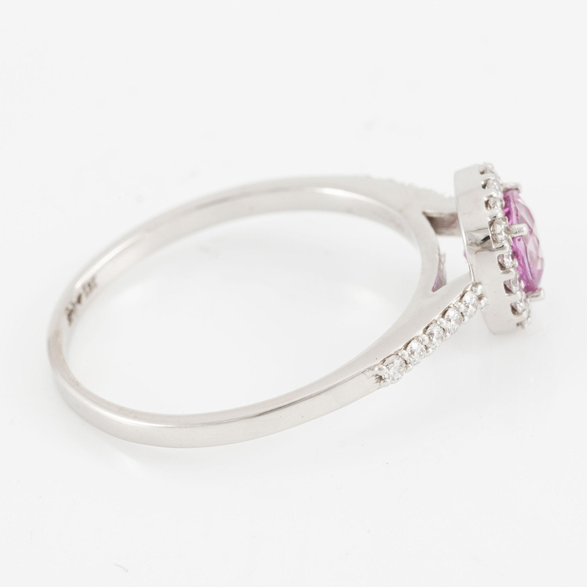 Ring, 14K white gold with pink sapphire and brilliant-cut diamonds.
