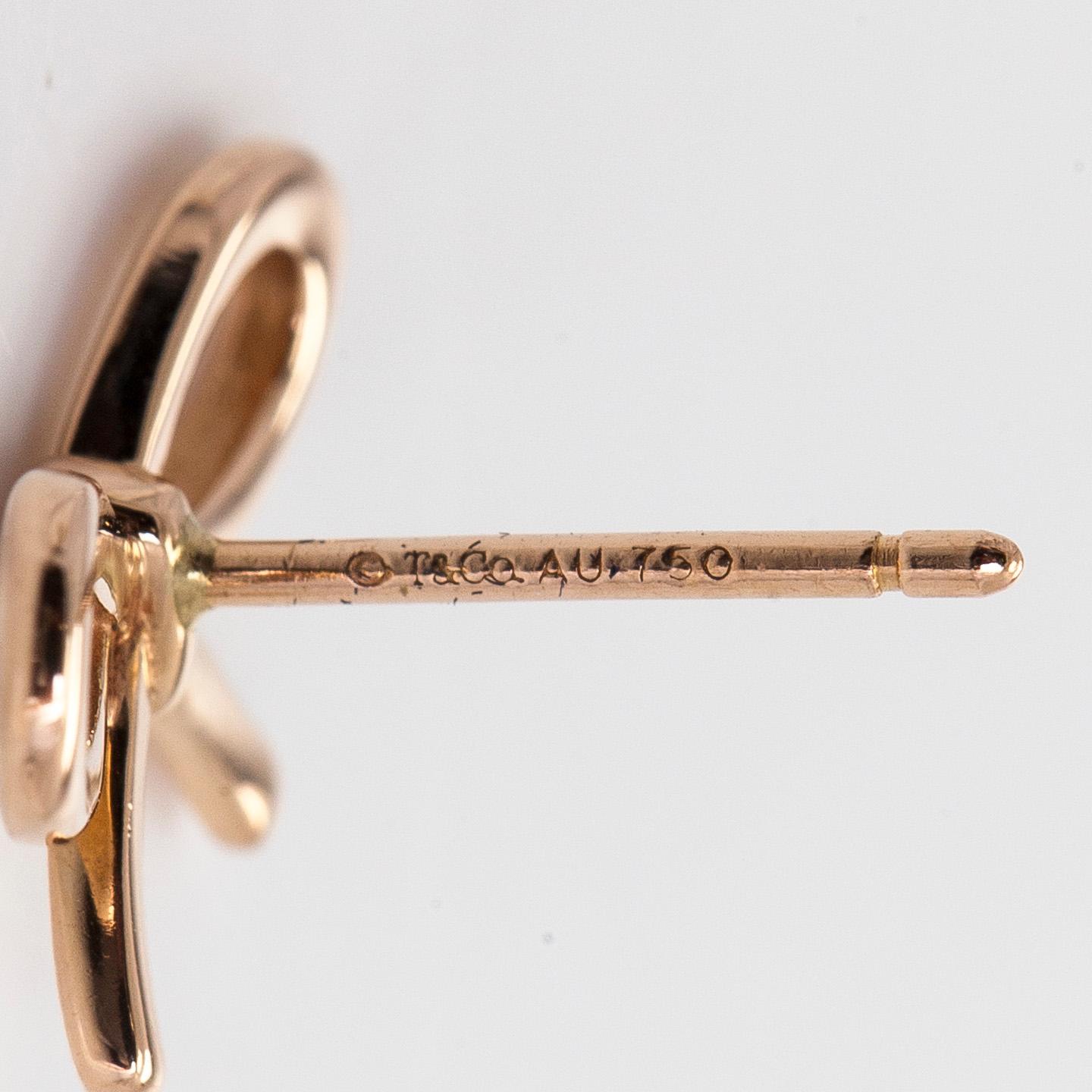 Tiffany & Co, korvakorut, rusetit, 18K kultaa.