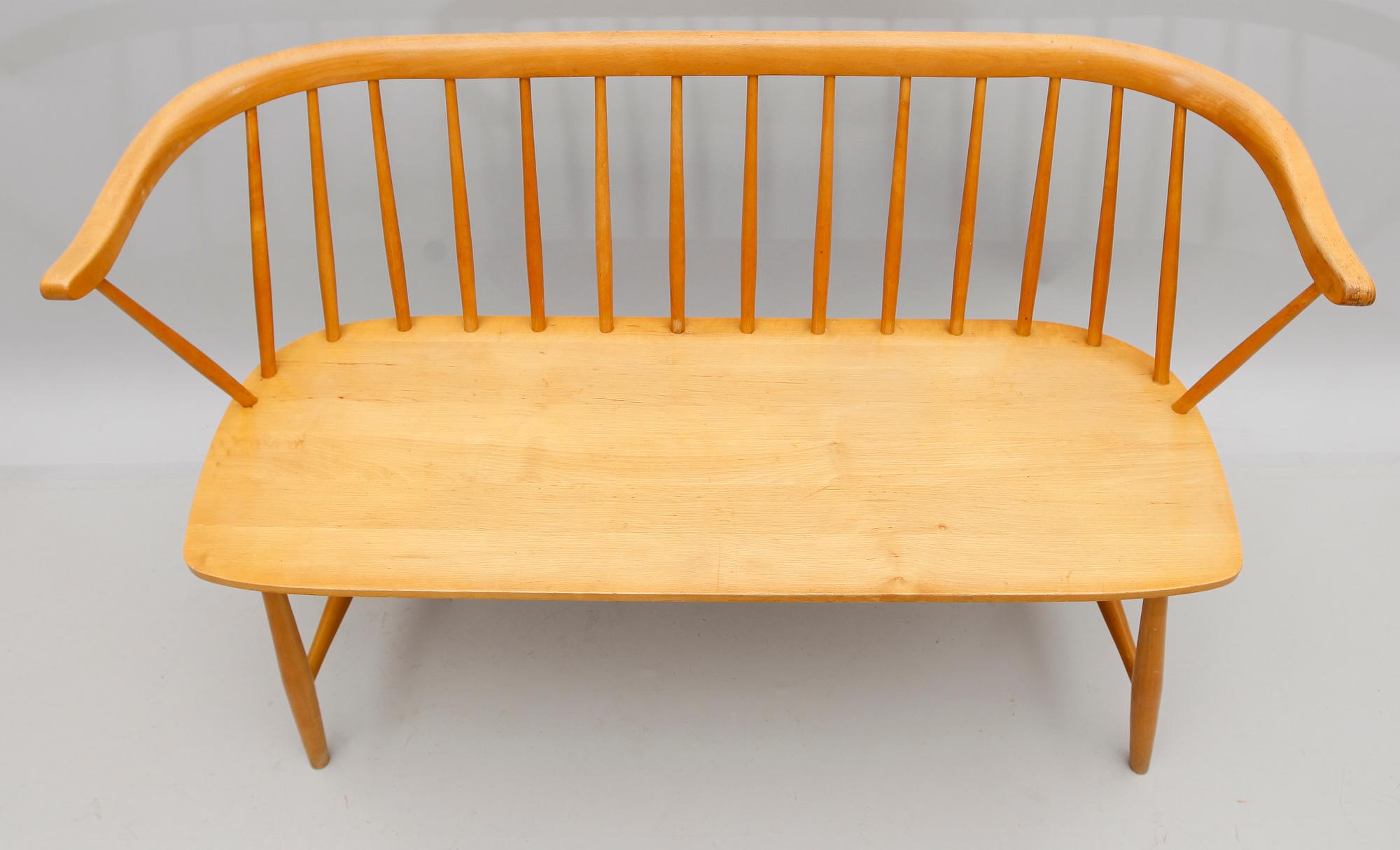 SOFFA, Nesto, Nässjö stolfabrik, 1900-talets andra hälft.
