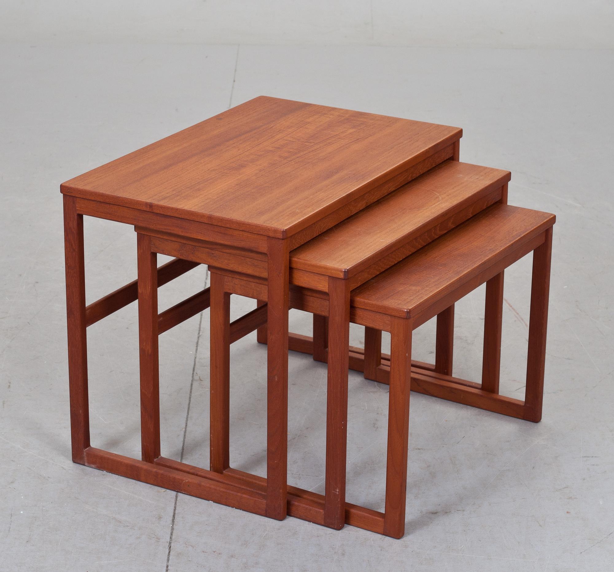 SATSBORD, 3 delar. Seffle möbelfabrik.