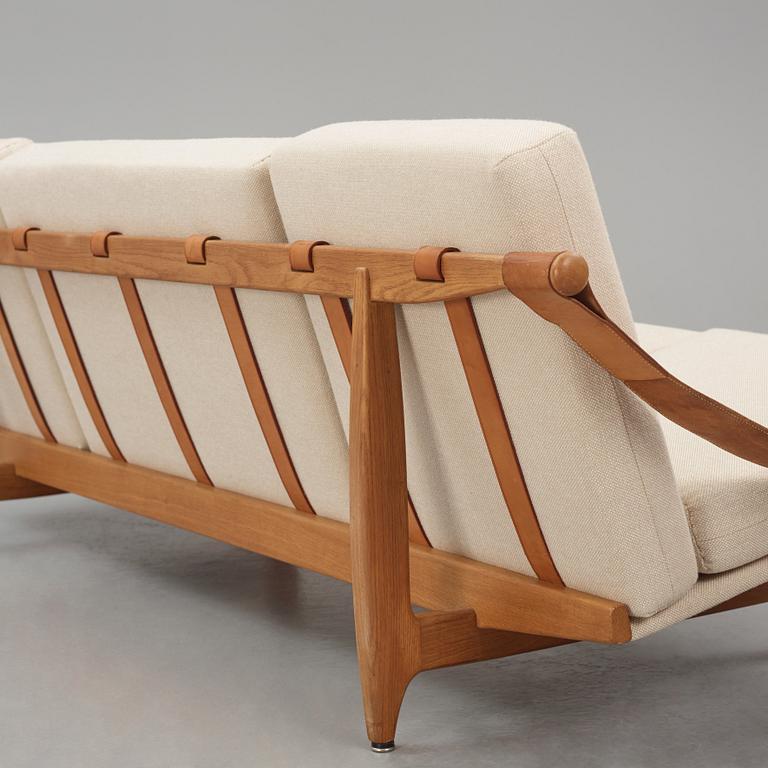 Svante Skogh, an oak sofa, AB Hjertquist & Co, Nässjö, Swedish Modern, 1950s.