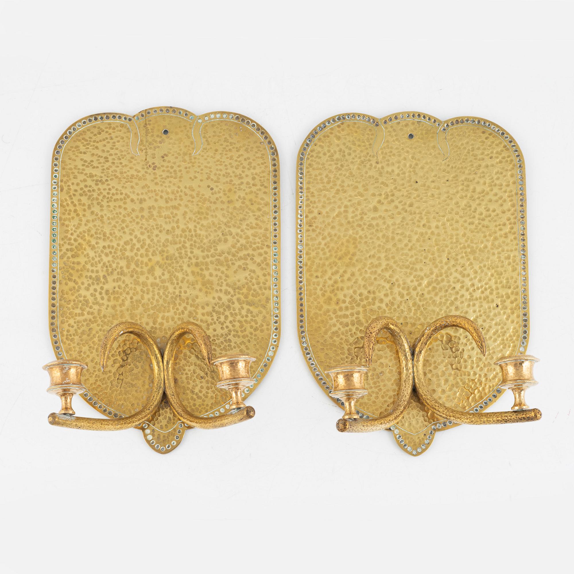 A pair of brass sconces, early 20th century.