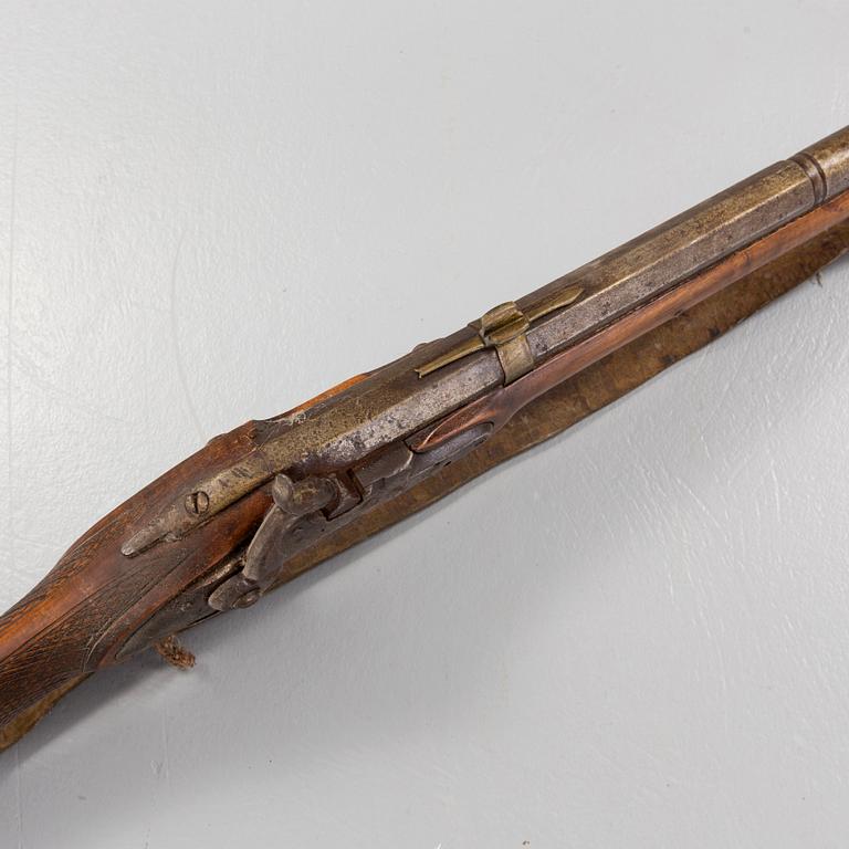 A percussion rifle from Europe, around year 1800.