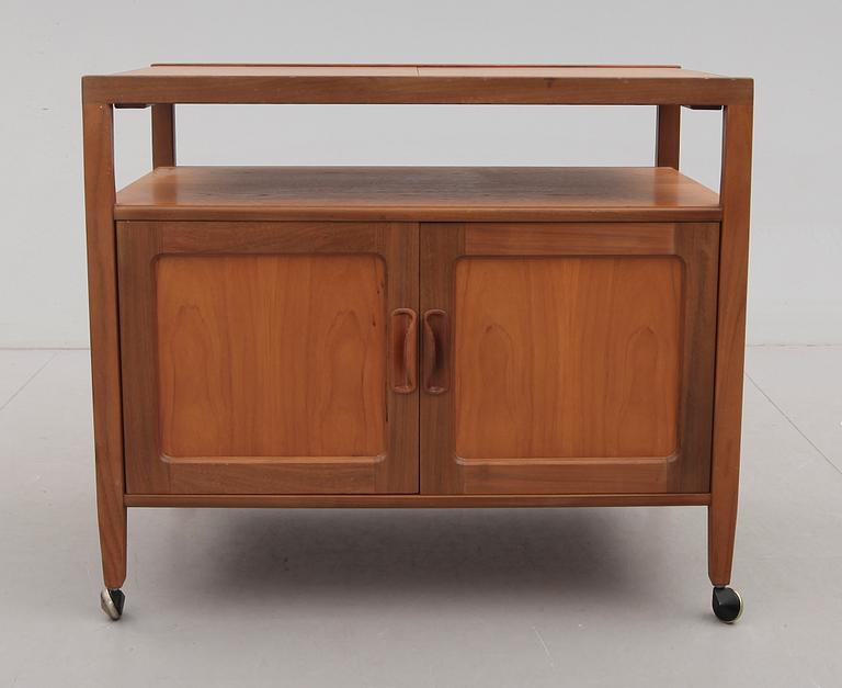 SERVERINGSVAGN, 1900-talets andra hälft.