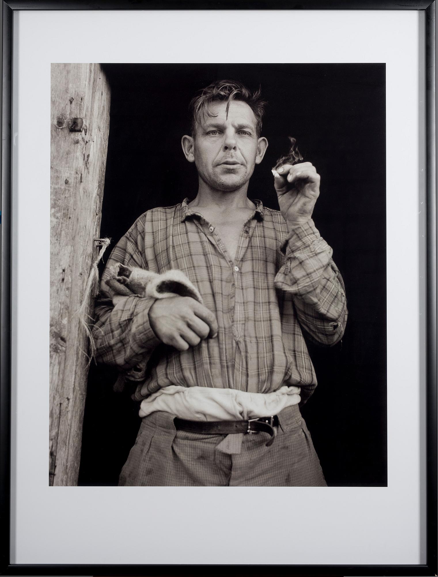 photograph, lambda-print, signed and dated 1968/2003 a tergo.