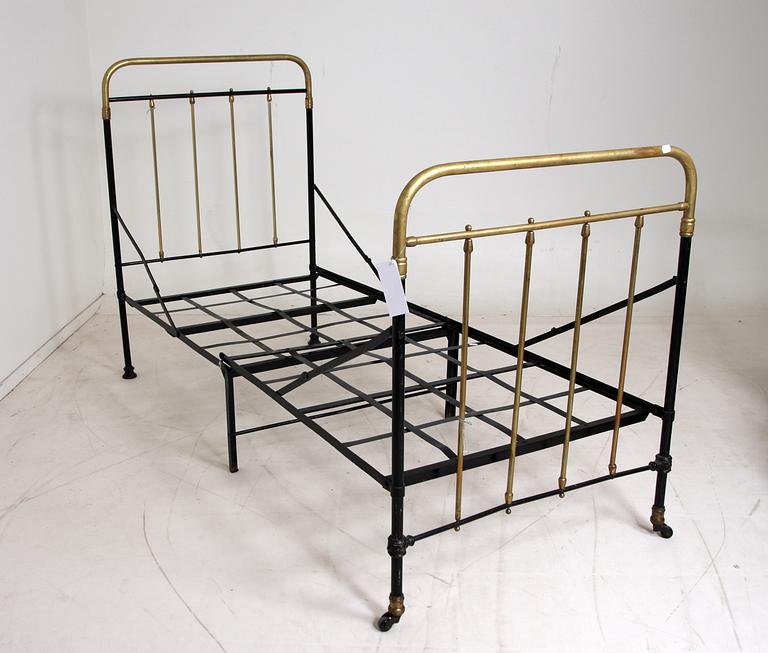 JÄRNSÄNG, 1800/1900-tal.