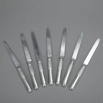 KNIVAR, silver, 6 + 1, bl.a. Johan Petter Grönvall, Stockholm, 1819. Vikt 320 g.