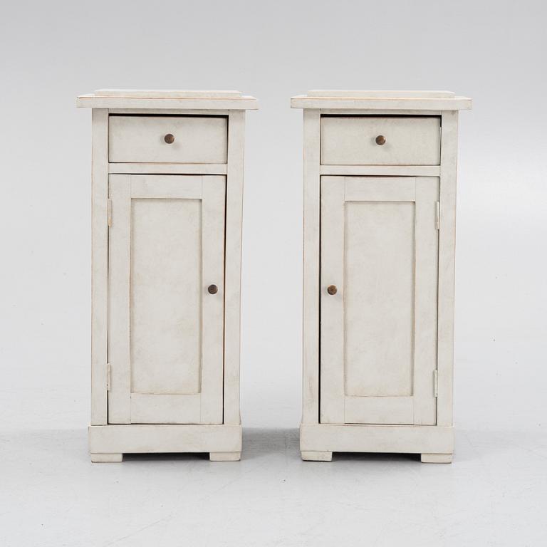 Sängbord, ett par, 1900-talets första hälft.