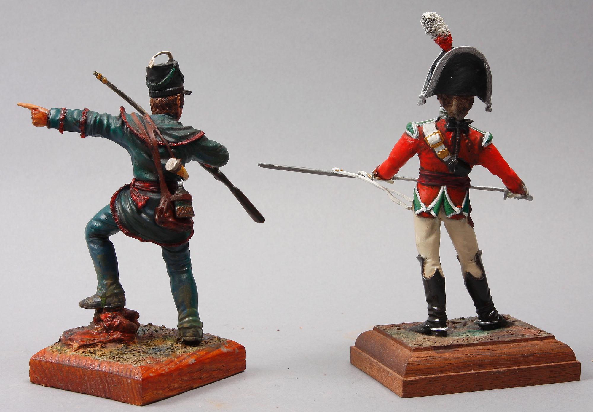 TENNFIGURER, 2 st. 1900-tal.