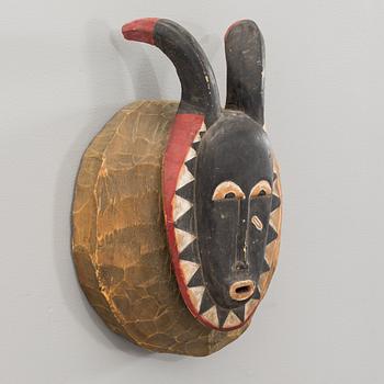 MASK, BAULE / GURO, Elfenbenskunsten.