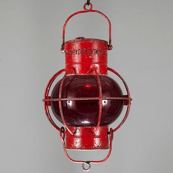 LYKTA, 1900-tal. Höjd ca 56 cm.