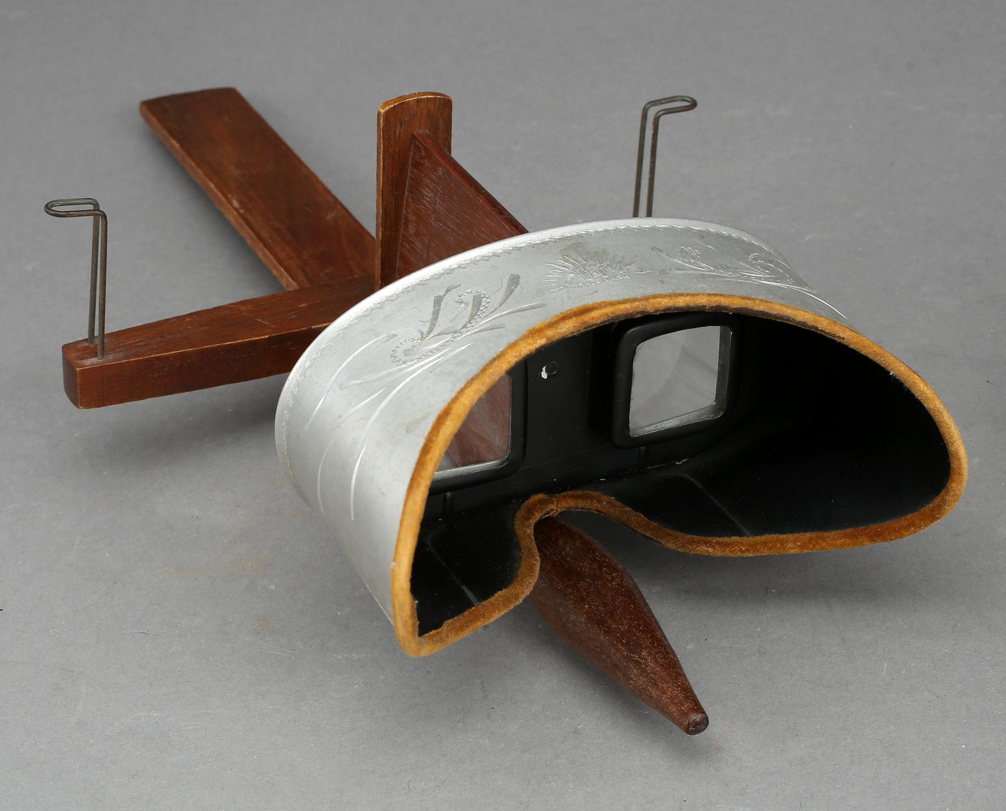 STEREOSKOP, med bilder. 1800-talets slut. Märkt Underwood and Underwood New York.