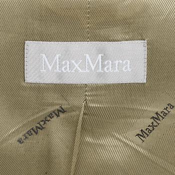 MAX MARA, a wool and silk a two-picee suit consisting of jacket and pants, size 38 and 42.