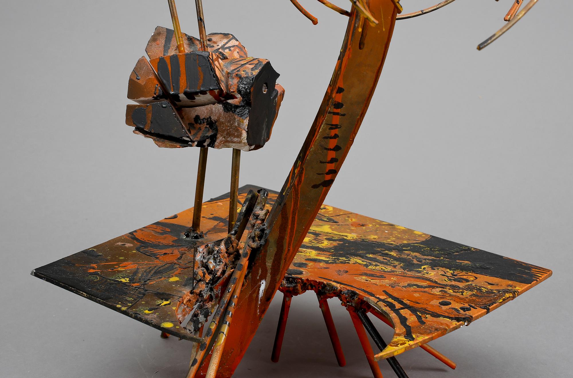 ALFREDO GARZON, skulptur, bemålad metall, signerad o daterad - 89.