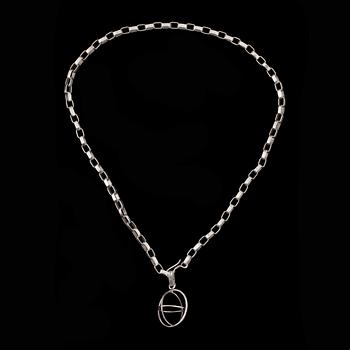 HALSBAND med HÄNGE, silver. Margareta Högberg Göteborg. Vikt totalt ca 146 gram.