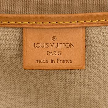 LOUIS VUITTON Monogram Canvas Excursion Bag.