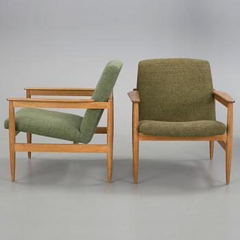 FÅTÖLJER, ett par, 1960-tal.