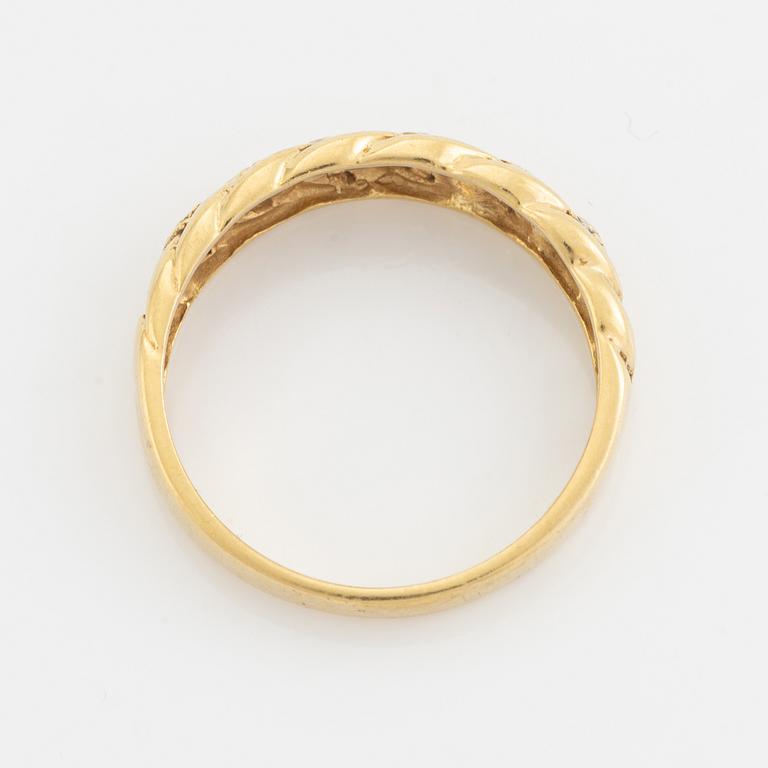 18K gold and small diamond ring.