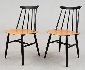STOLAR, ett par, "Fanett", Ilmari Tapiovaara, Edsbyverken, modellen formgiven 1949.