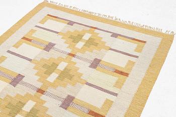 Karin Jönsson rölakan ca 207 x 146 cm signerad JK.