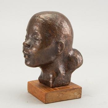Helge Högbom, sculpture, signed and numbered 8/10 patinated bronze.