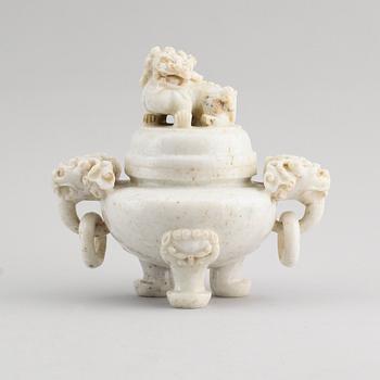 RÖKELSEKAR, nefrit, Kina.